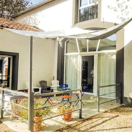 2 Bedroom Amazing Home In Narbonne Extérieur photo