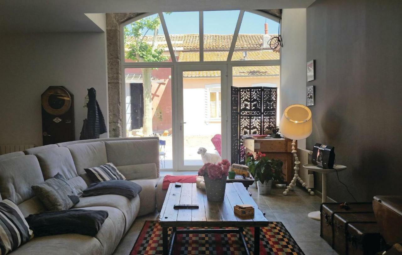 2 Bedroom Amazing Home In Narbonne Extérieur photo